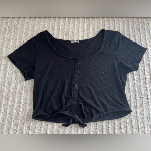 Heart & Hips Black Crop Top Size Large - Picture 3 of 4